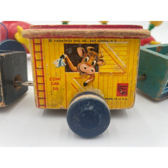 Antique Two Fisher-Price Wooden Pull Toys Train Cars & Duck Set - Picture 7 of 16